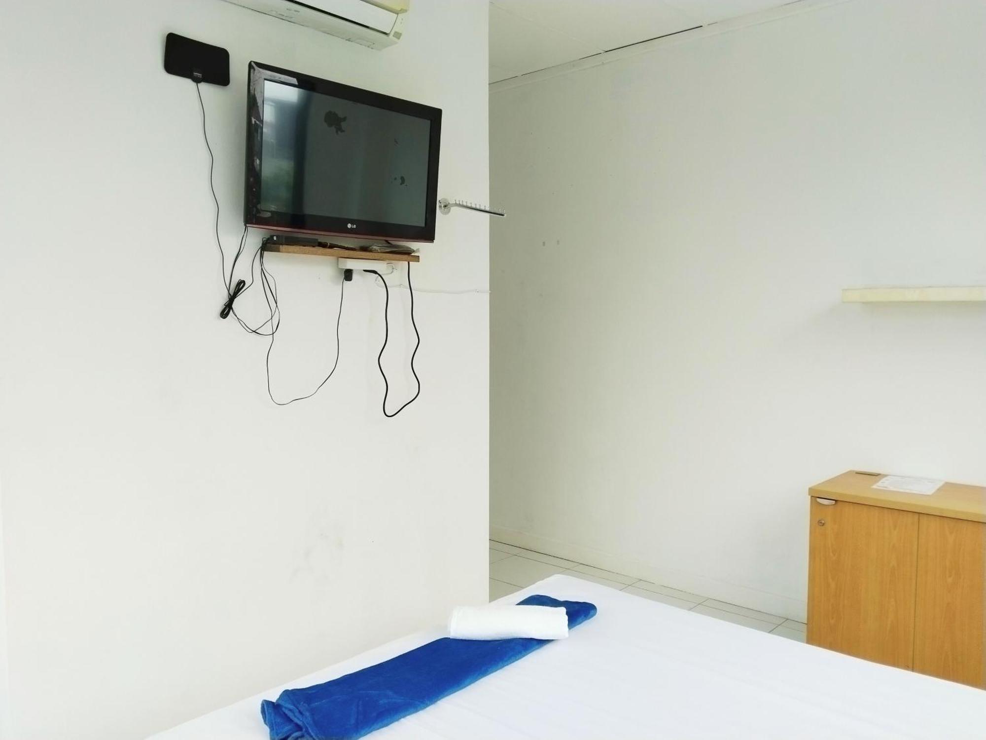 Hotel Amerta House Palmerah Powered By Cocotel Jakarta